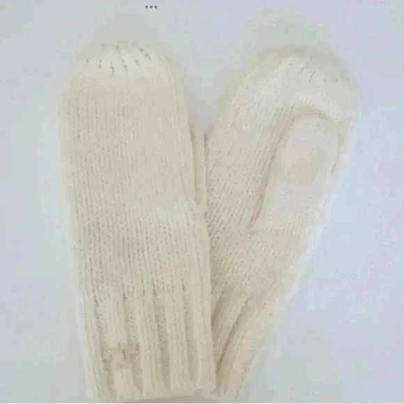Tory Burch Accessories Ribbed Merino Mittens And Hat Cream/White Size: Os - Picture 5 of 7